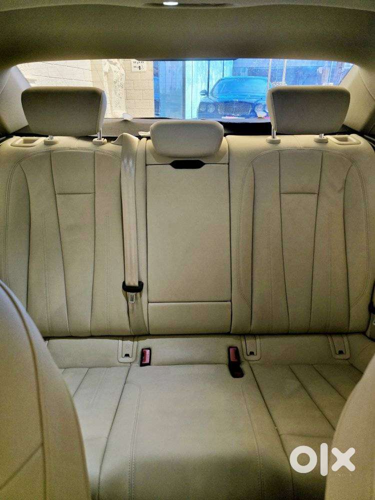 Audi A4, 2023, Petrol