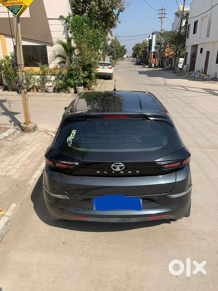 Tata Altroz Manual Petrol
