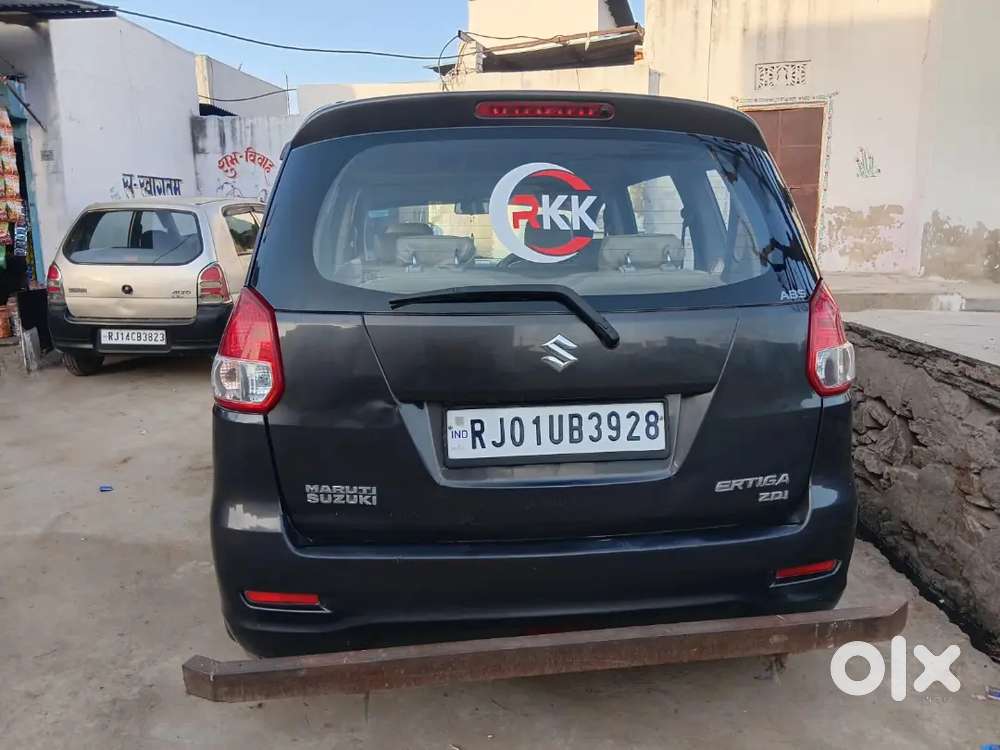 Maruti Suzuki Ertiga 2015 Diesel 200000 Km Driven
