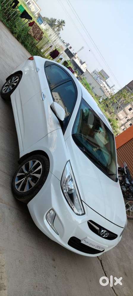 Hyundai Verna Hyundai-verna-crdi-1.6-sx-option, 2014, Diesel