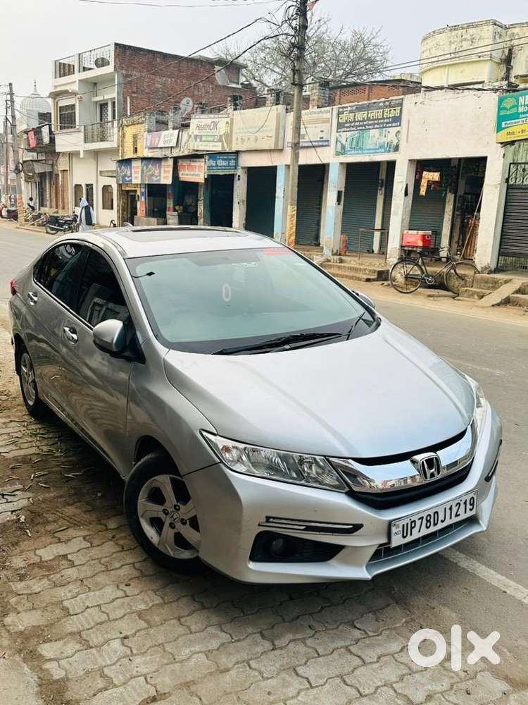 Honda City 2014 Diesel With Sunroof Showroom Condition