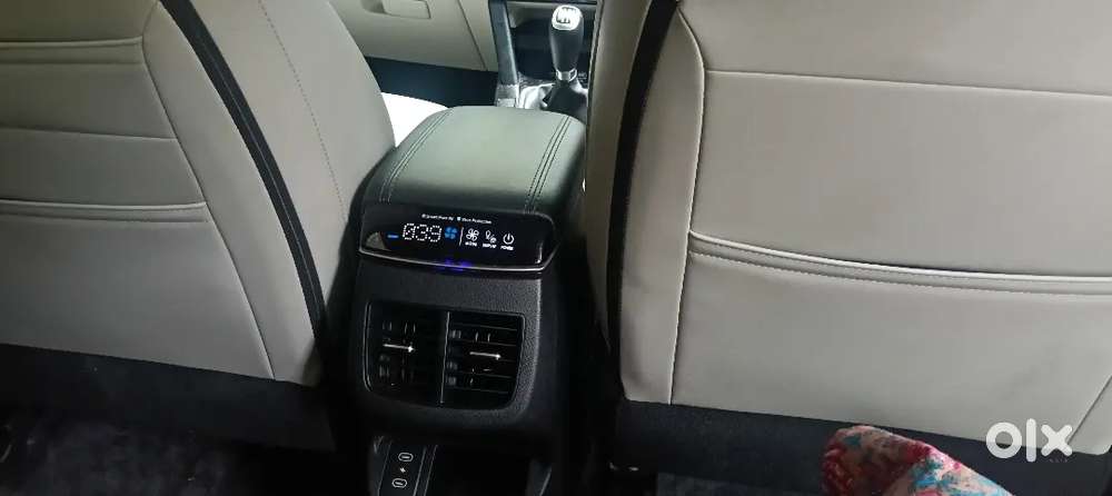 Kia Seltos Petrol Manual 2024