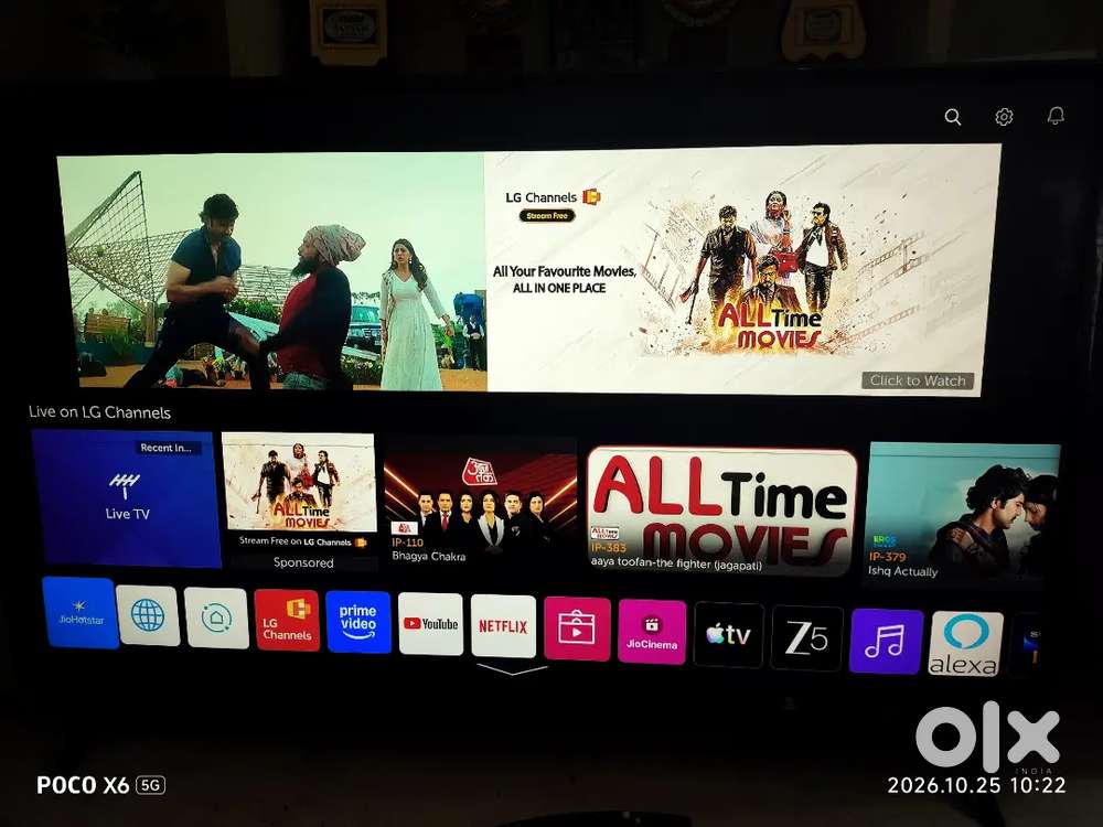 LG TV. 43 inches with magic remote. Good condition