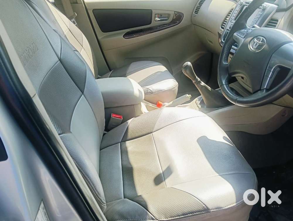 Completely Showroom Maintenance