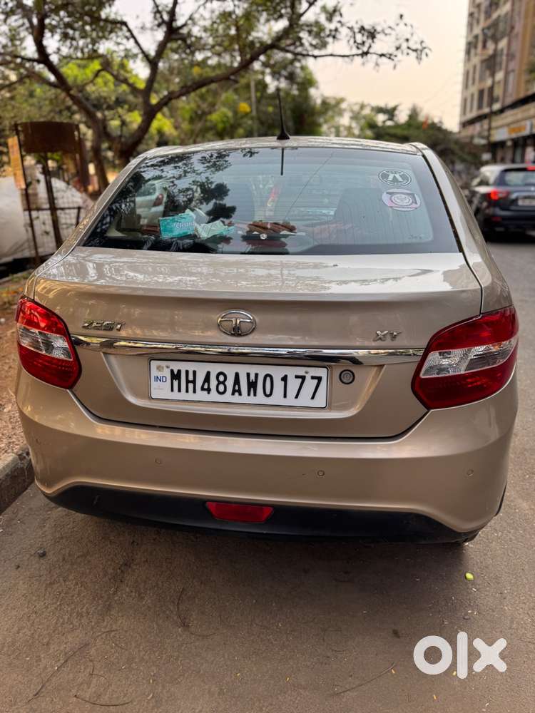 Central Locking, Remote Control , Power Window, Top