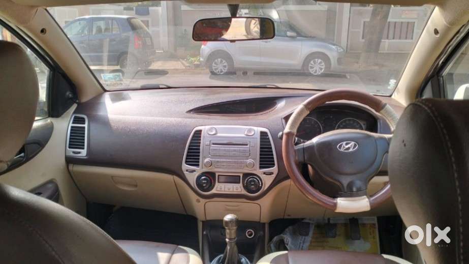 Hyundai I20 Magna 1.2 Mt, 2011, Petrol