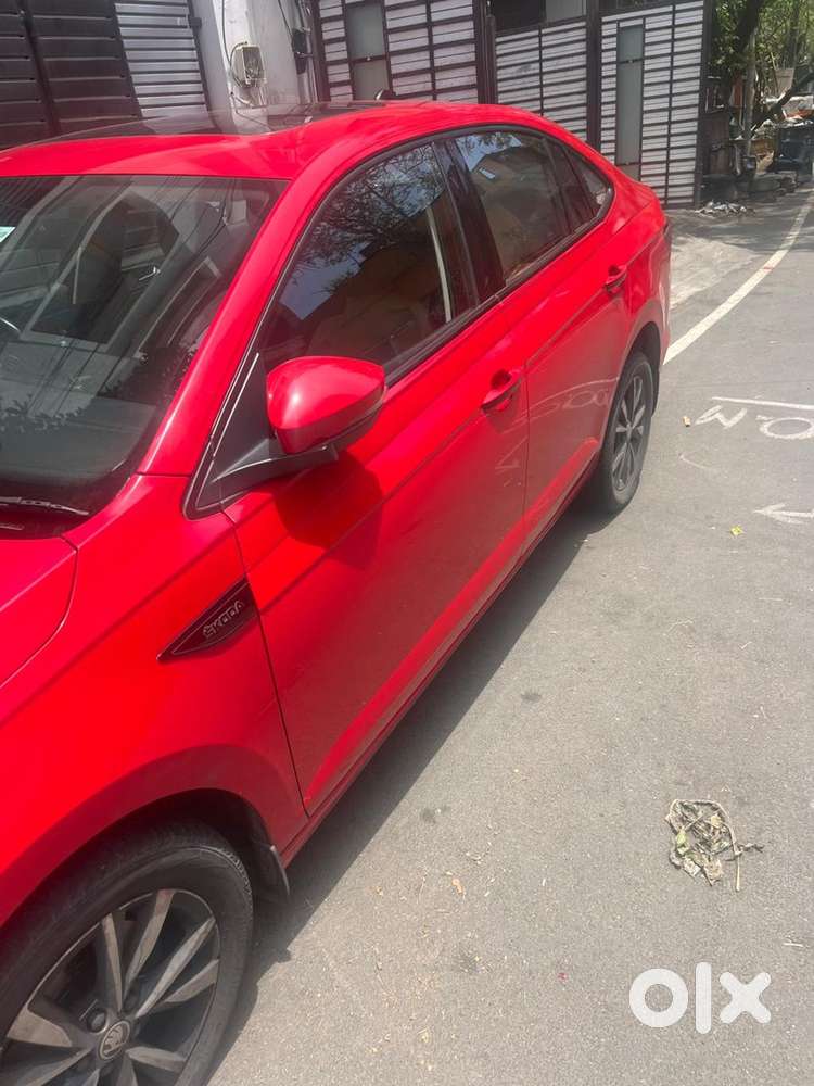 Skoda Slavia Petrol 2025