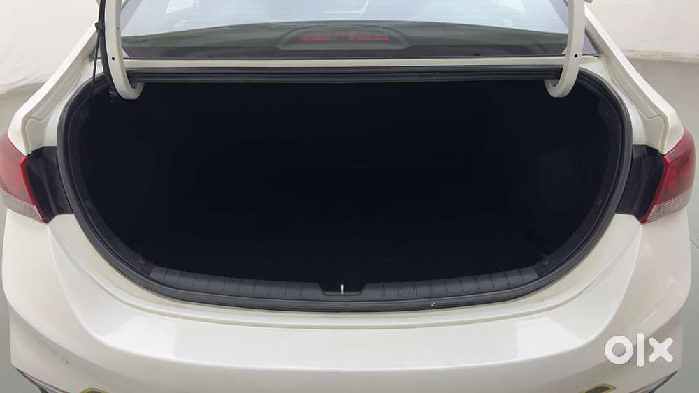 Hyundai Verna [ ] Fluidic 4s 1.6 Crdi Sx (o) At, 2019, Petrol