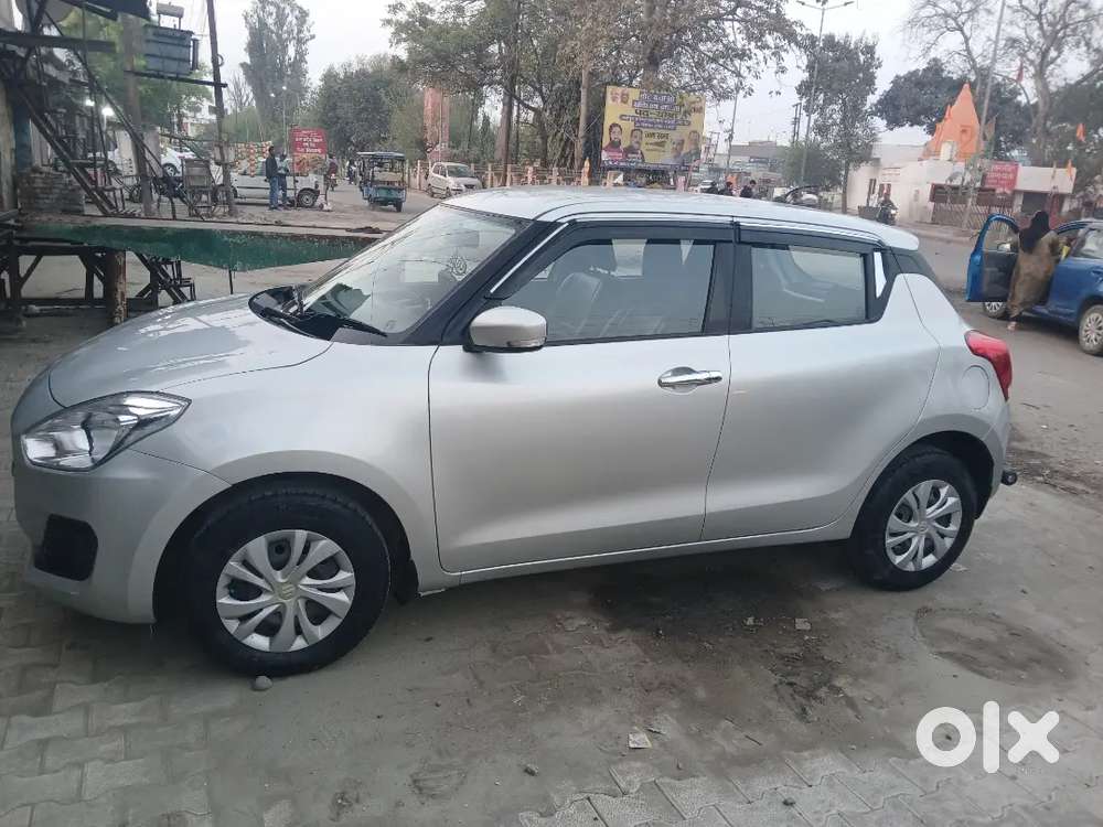 Maruti Suzuki Swift 1.2 Vxi Petrol 2022