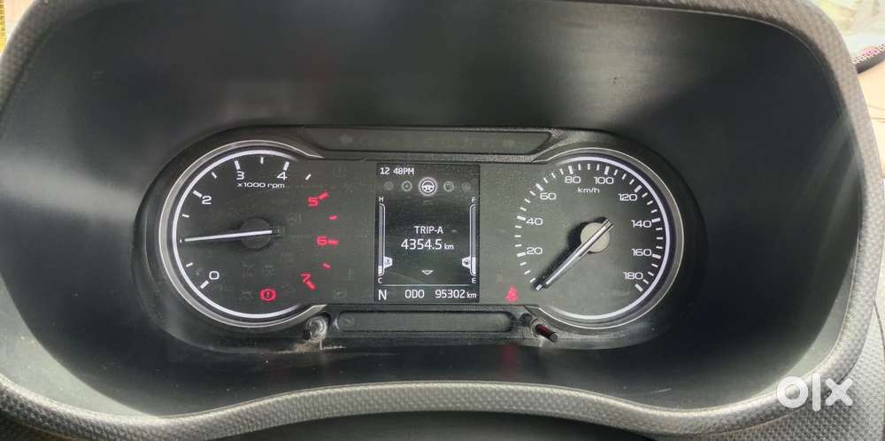 Mahindra Bolero Neo Plus N8, 2022, Diesel