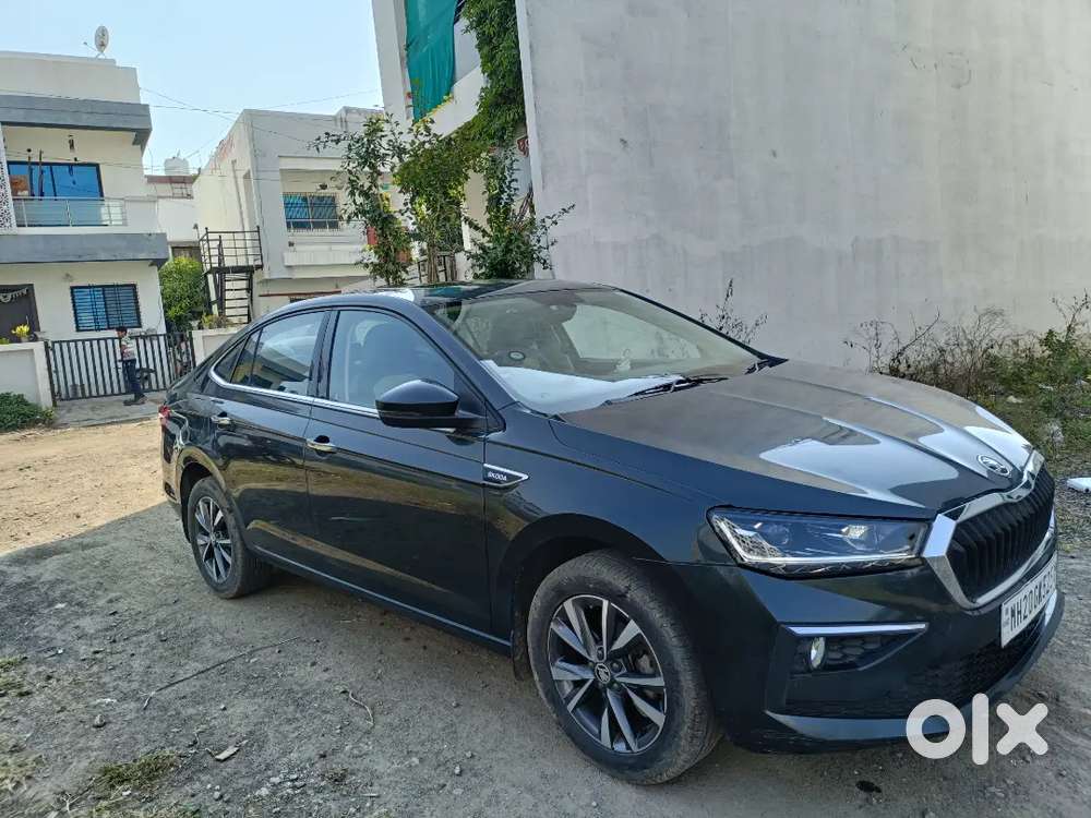 Skoda Slavia 2023 Sunroof Petrol 32200 Km Driven