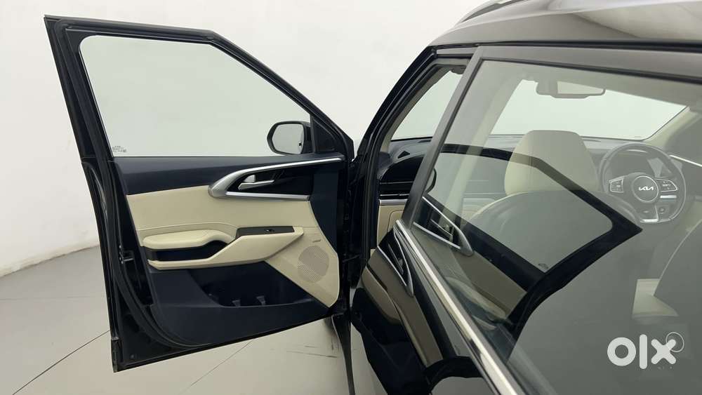 Kia Carens 1.5 Luxury Plus Diesel At 7 Str, 2022, Diesel