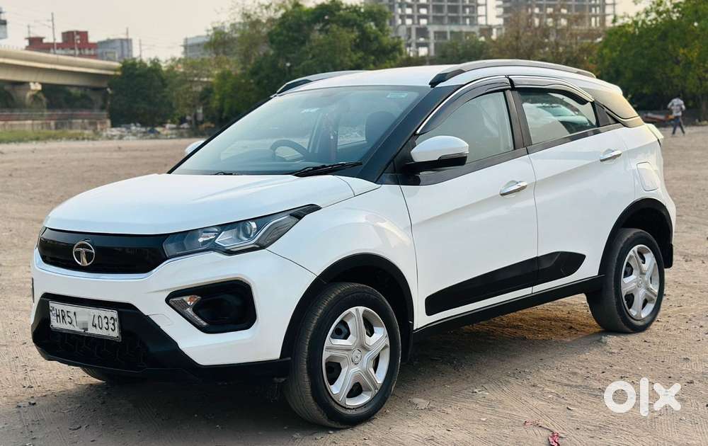 Tata Nexon 1.5 Revotorq Xm (s), 2023, Diesel