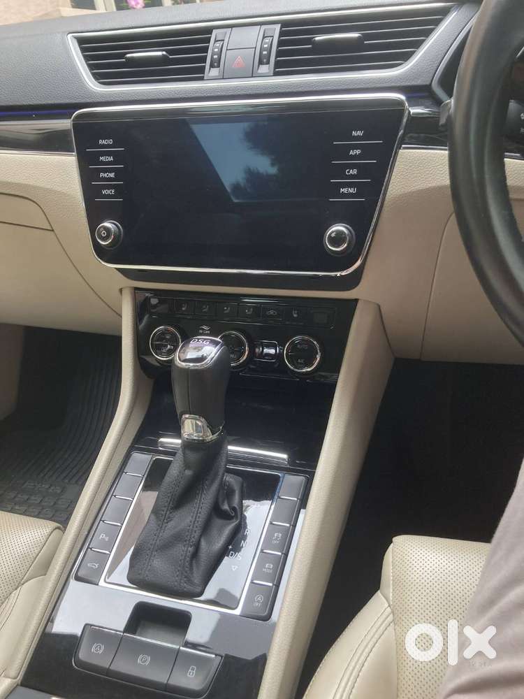 Skoda Superb At L&k