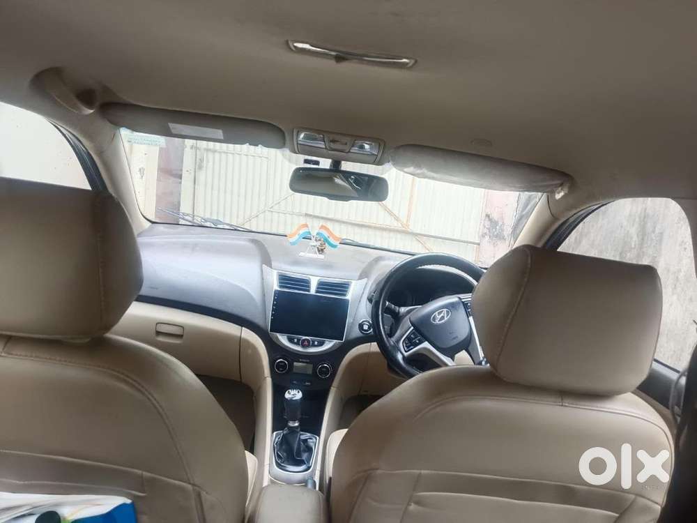 Hyundai Fluidic Verna 2011