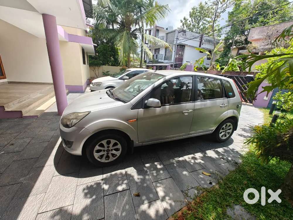 Ford Figo 1.2 Trend Petrol 2011