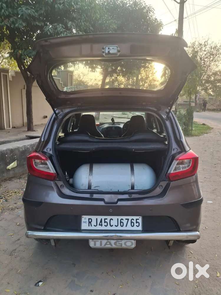 Tata Tiago 2019 Cng & Hybrids 40300 Km Driven