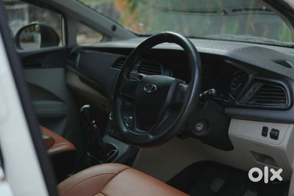 Mahindra Marazzo M2 8str, 2022, Diesel