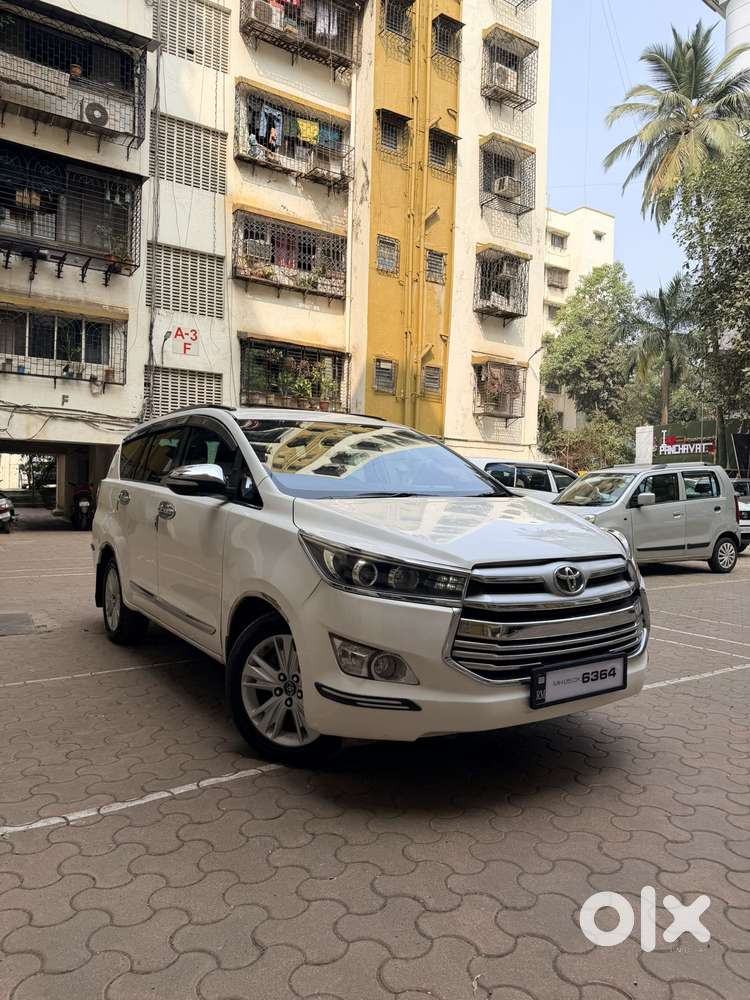 Toyota Innova Crysta