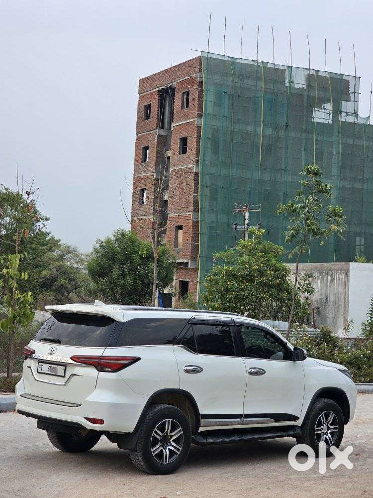 Toyota Fortuner 4x2 At 2.8 Diesel, 2021, Diesel