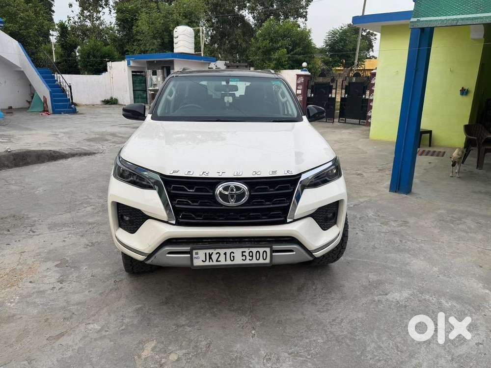 Toyota Fortuner 2021 Diesel Well Maintained