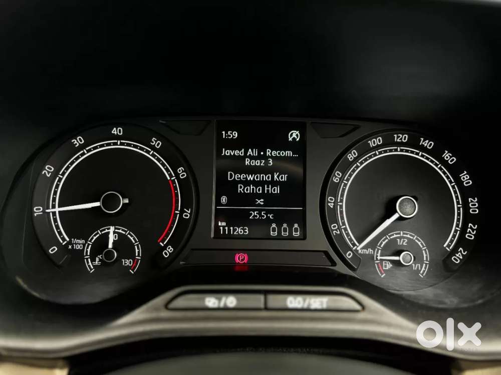 Skoda Slavia Active 1.0l Tsi Mt, 2023, Petrol