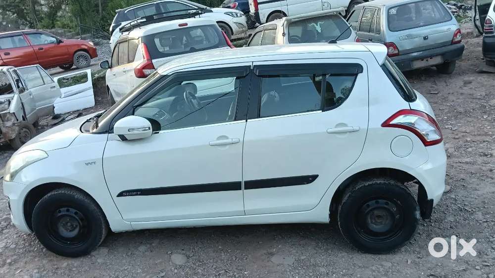 Maruti Suzuki Swift 2017 Petrol 68212 Km Driven
