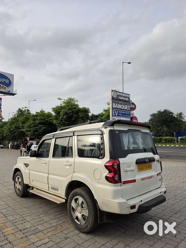 Mahindra Scorpio Diesel 2016