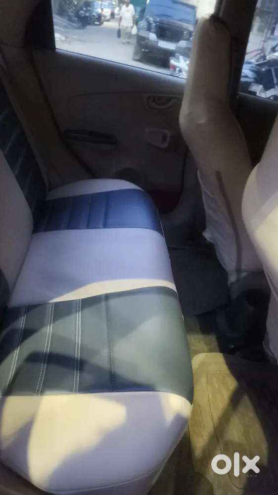 Honda Brio Petrol Mt 2011 Variant