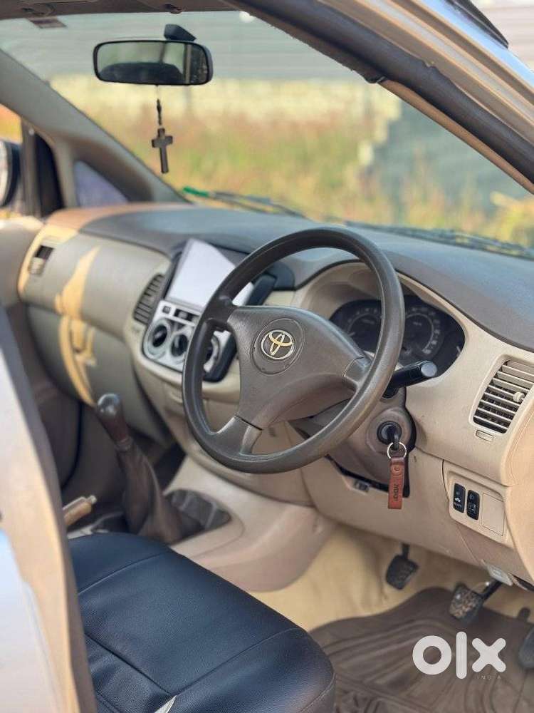 Toyota Innova 2.5 G (diesel) 8 Seater, 2008, Diesel