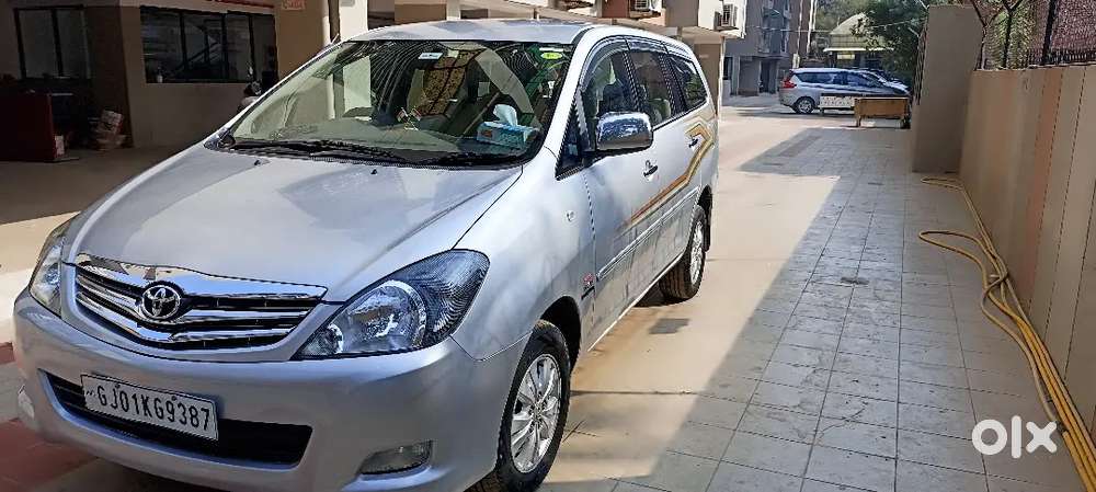 Toyota Innova 2010 Diesel Well Maintained. Rc Valid 2030.