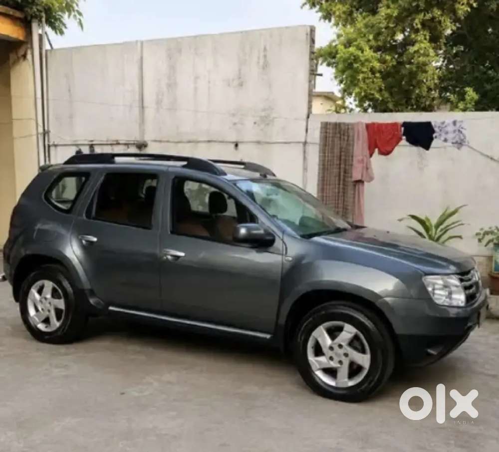 Mahindra Renault Logan 2013