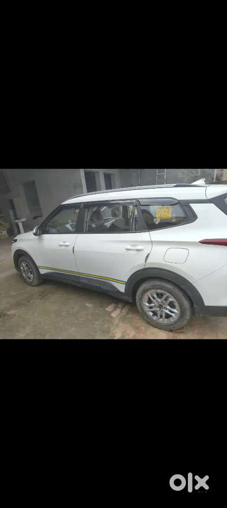 Kia Carens 2024 Diesel 118000 Km Driven