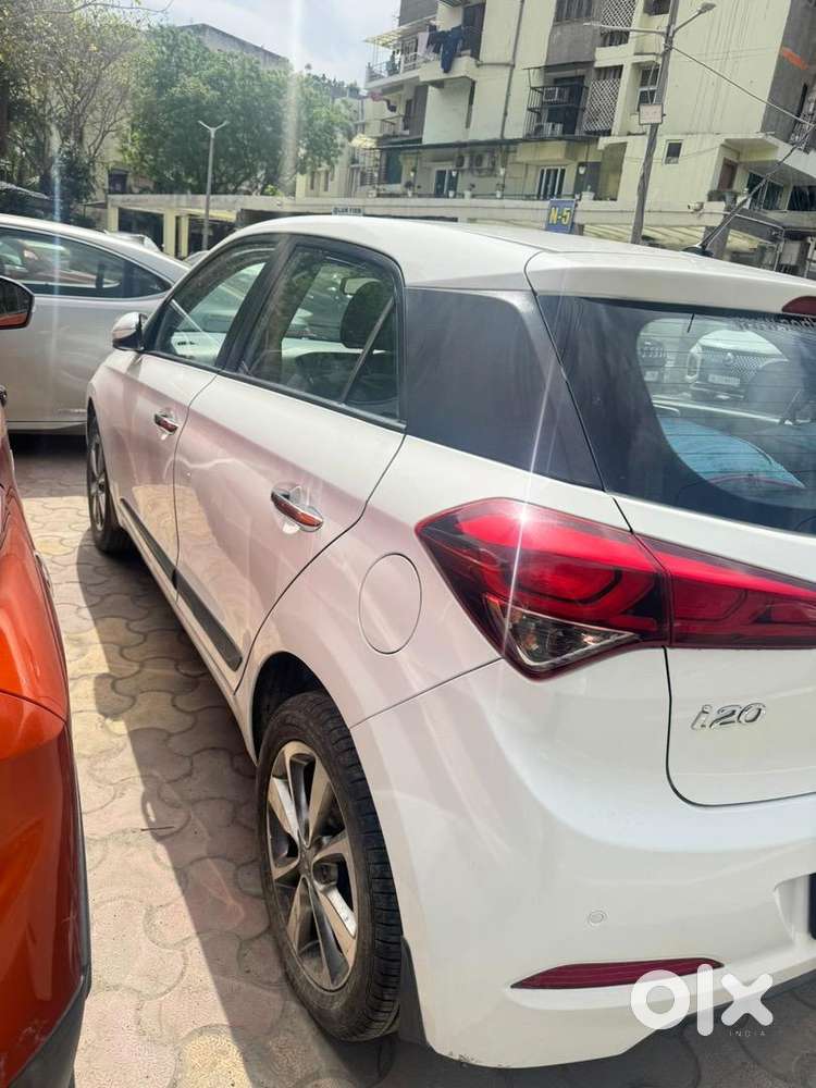 Hyundai Elite I20 2015 Petrol 26105 Km Driven
