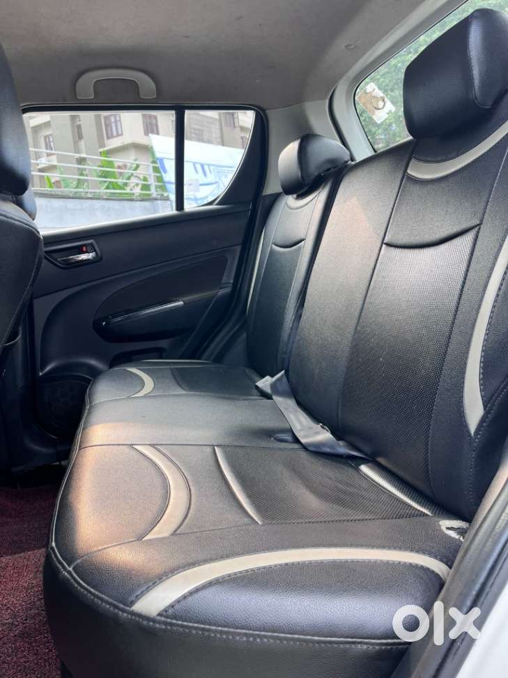 Maruti Suzuki Swift Vxi 1.2 Abs Bs-iv, 2017, Petrol
