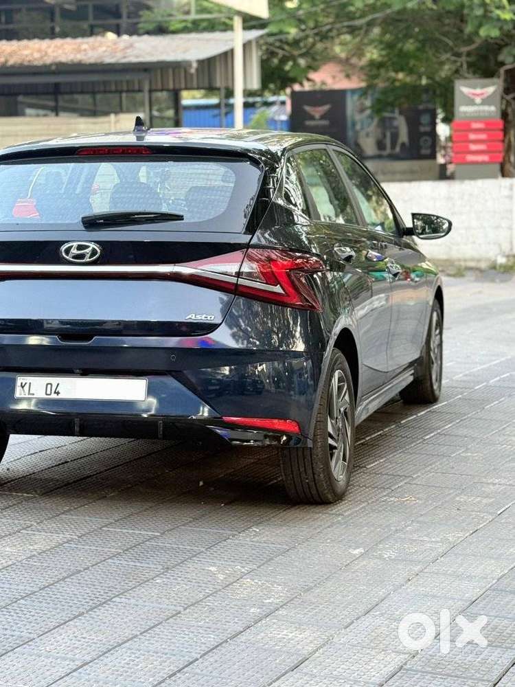 Hyundai I20 Asta (o) 1.2 Mt, 2023, Petrol