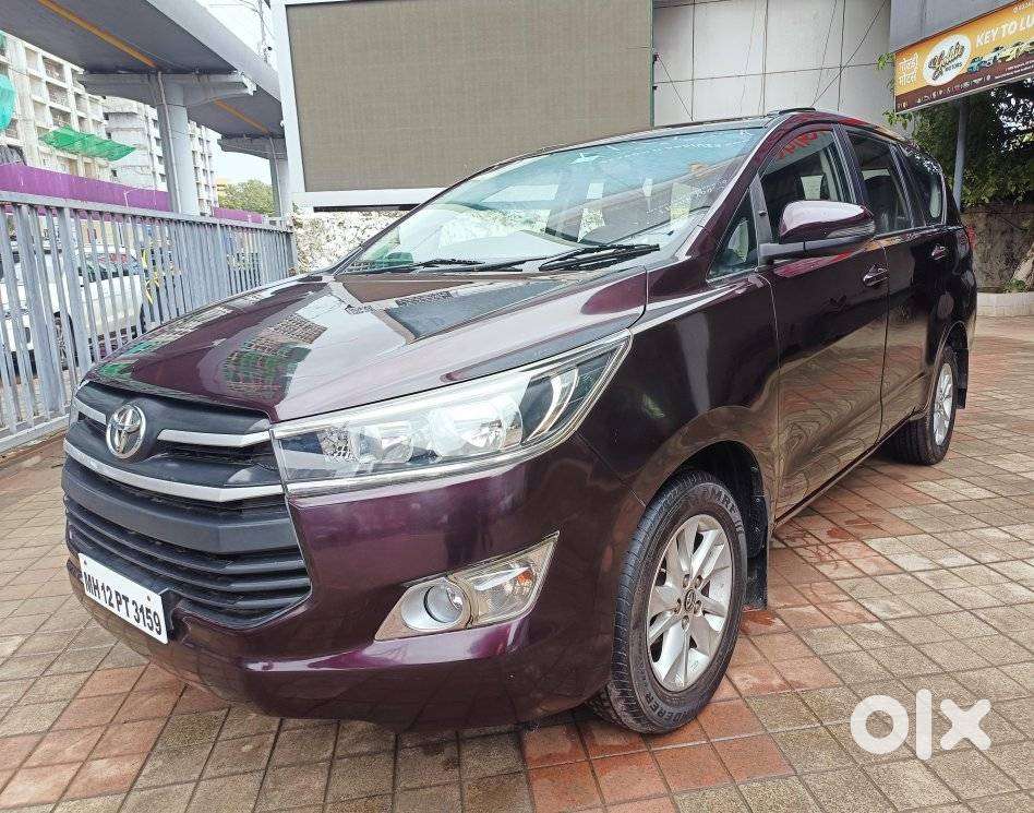 Toyota Innova Crysta 2.8 Gx At 8 Seater, 2017, Diesel