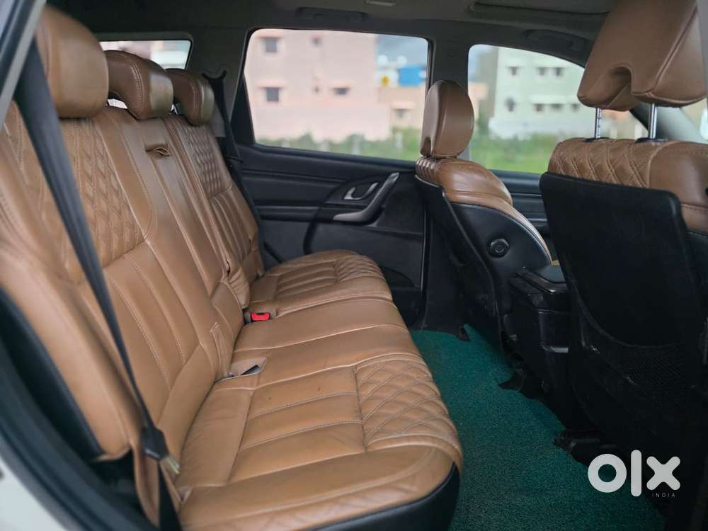 Mahindra Xuv500 W11, 2022, Diesel