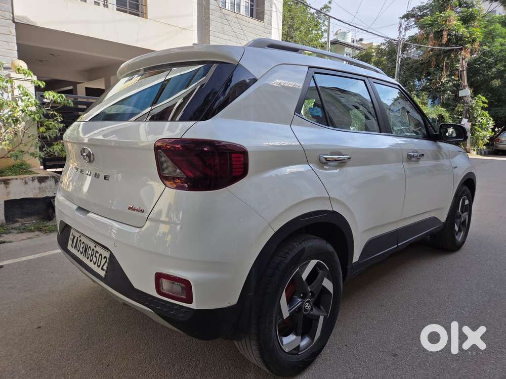 Hyundai Venue Sx Plus Turbo Dct, 2020, Petrol