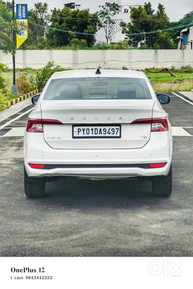 Skoda Slavia Style 1.5l Tsi Mt, 2023, Petrol