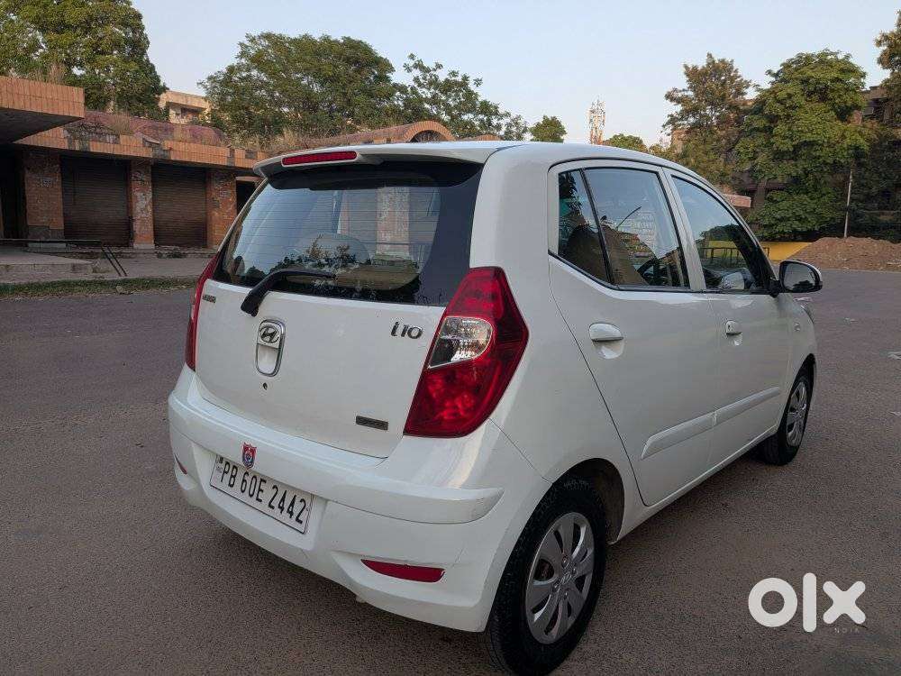 Hyundai I10 [2010-2017] 1.2 Sportz At, 2011, Petrol