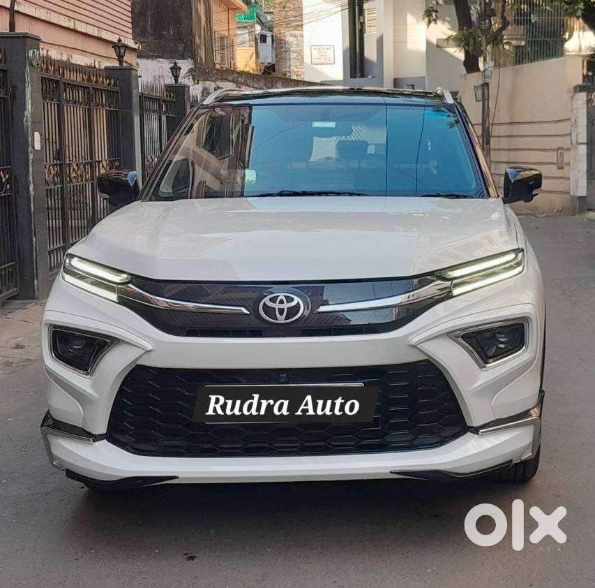 Toyota Urban Cruiser Hyryder 1.5 V Hybrid, 2025, Petrol