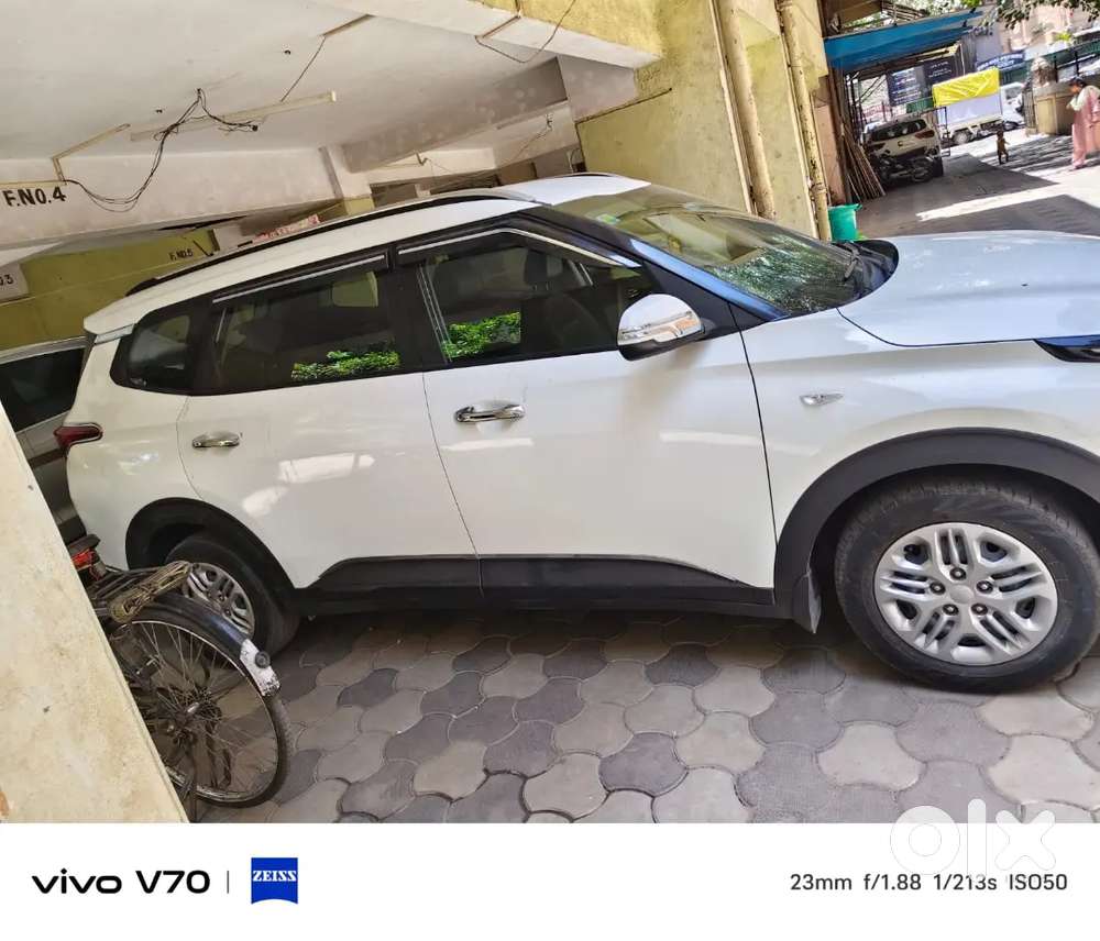 Kia Carens 1.5 Petrol 2023