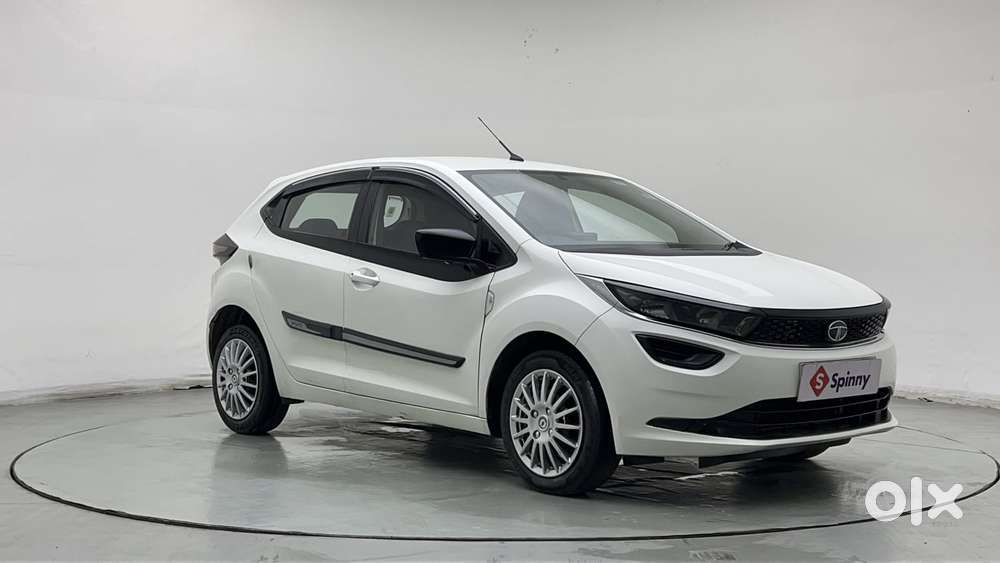 Tata Altroz 1.2 Xm Plus, 2023, Petrol