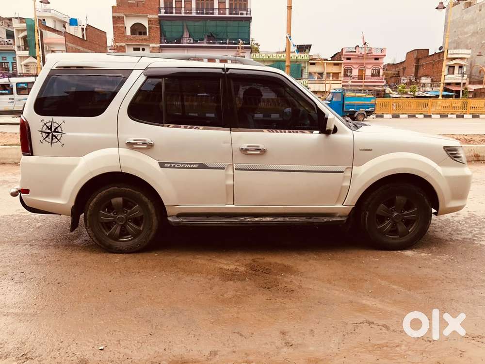 Tata Safari Storme Ex, 2017, Diesel