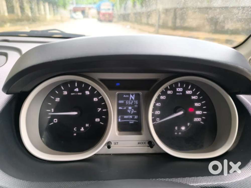 Tata Tiago Xza, 2018, Petrol