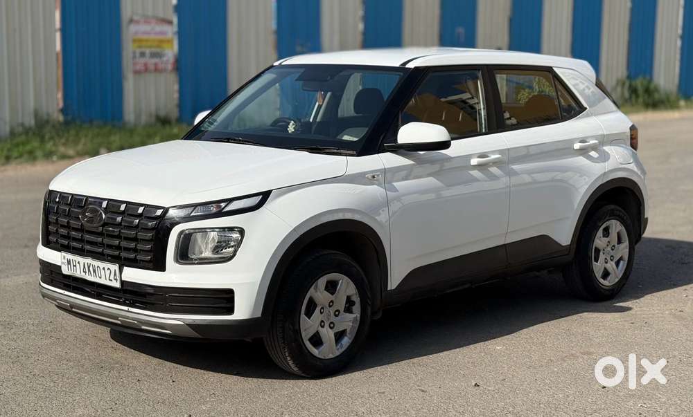 Hyundai Venue E 1.2 Petrol, 2022, Petrol