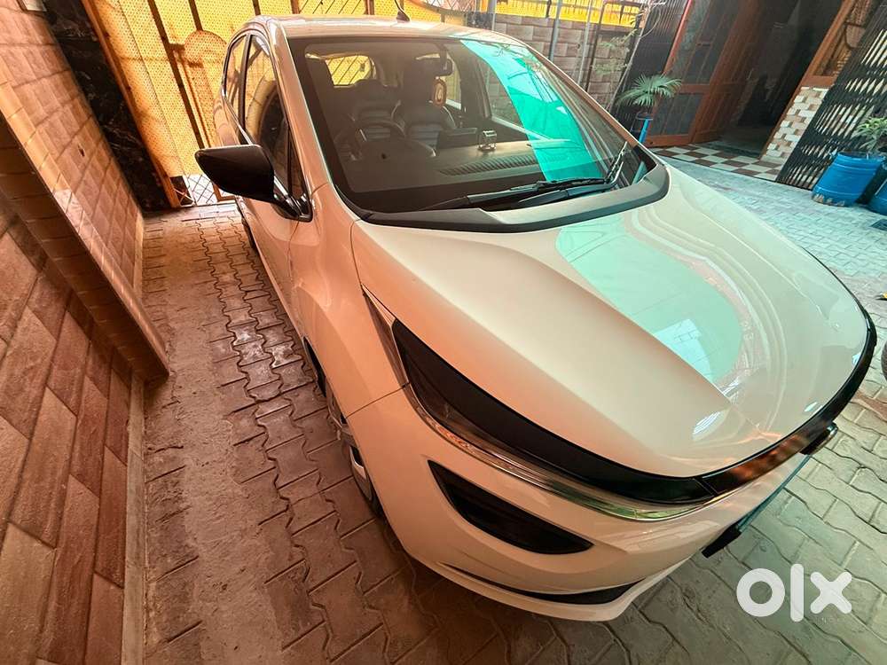 Tata Altroz Xm+ Petrol 2024 Model