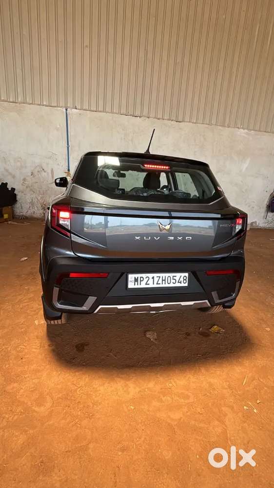 Mahindra Xuv300 Petrol Manual 2025
