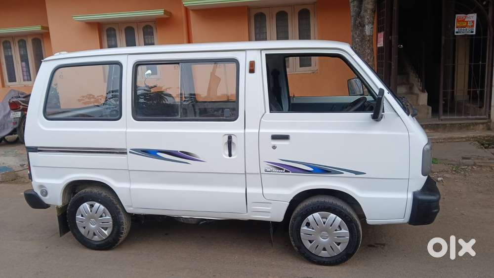 Maruti Suzuki Omni Mpi Std Bsiii 5-str W/ Immobiliser, 2010, Petrol